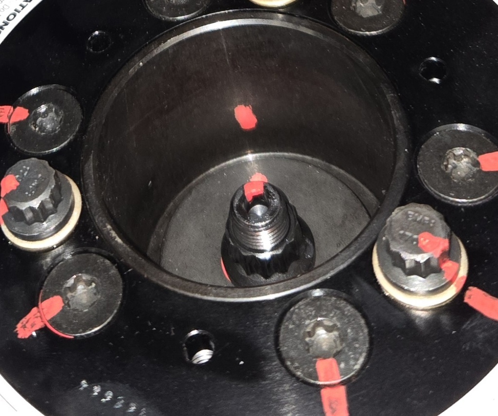 FFRE FFRE Coyote Crankshaft Stud Kit, (NO IW) 83393709